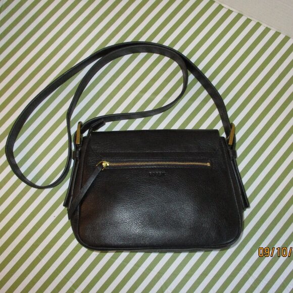 Fossil Flapped Crossbody Bag - Picture 2 of 15